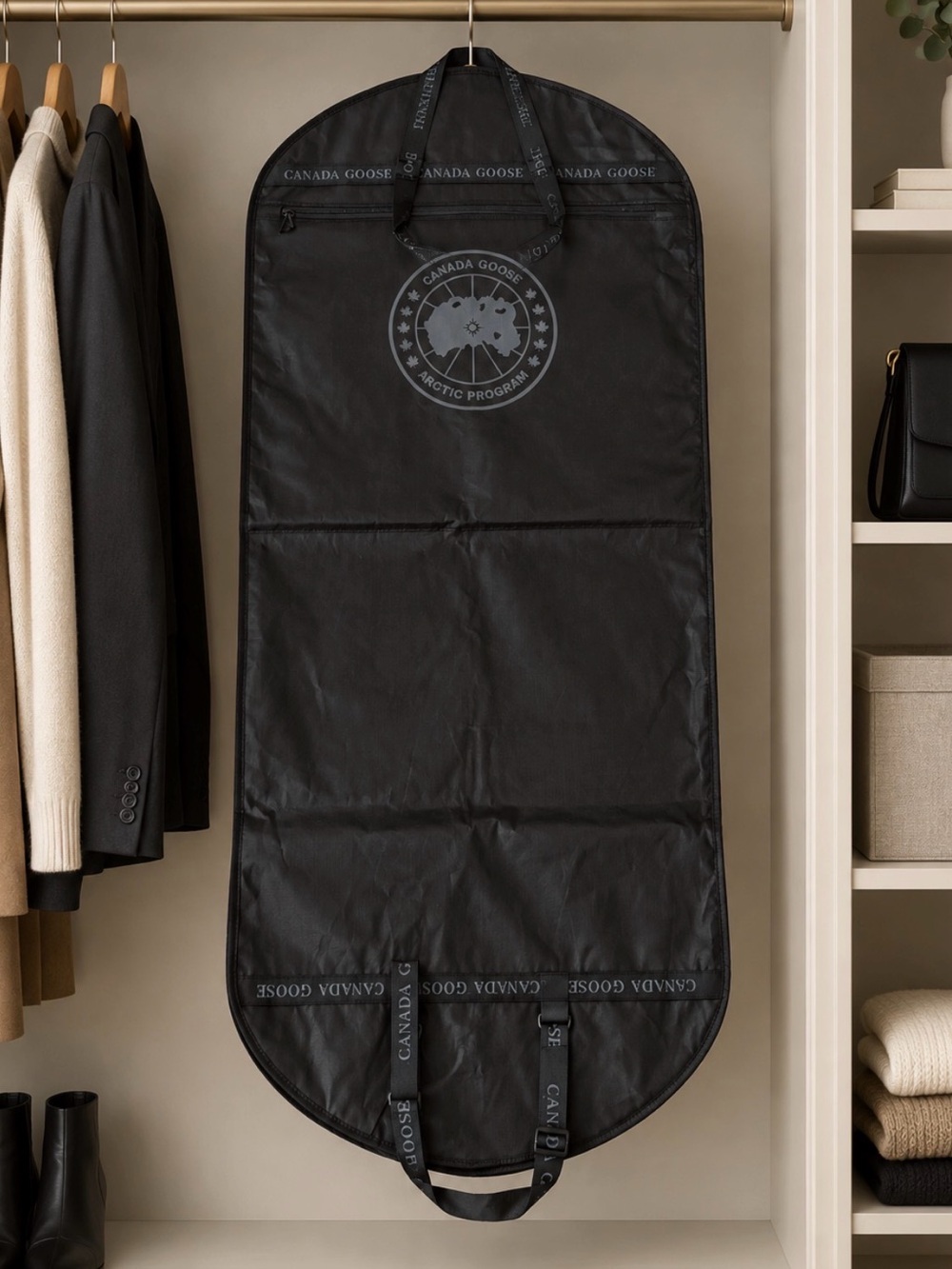 Canada Goose Garment Bag New 52”